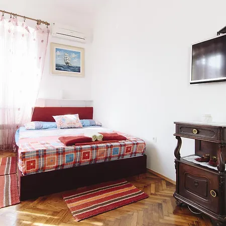 Old Town Paradise Apartment *